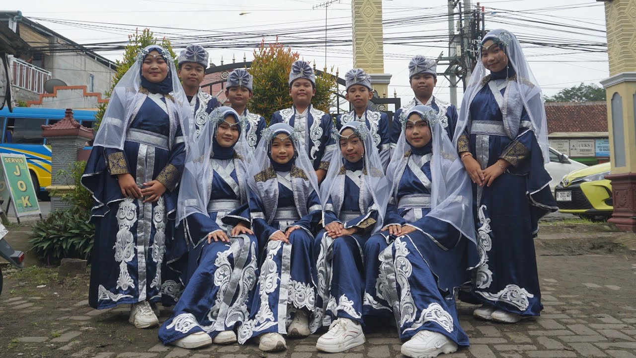 II PENAMPILAN REBANA SDN REMBES 02 DALAM ACARA PENGAJIAN ISRA'  MI'RAJ KORWIL KECAMATAN BRINGIN II