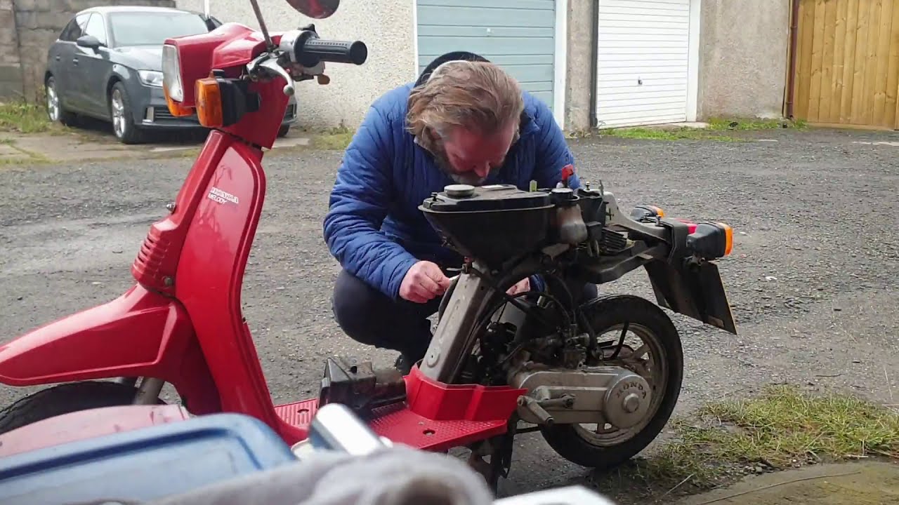 Honda Melody Mini, Day 3, Reinstallion of Carb, Trying to Start