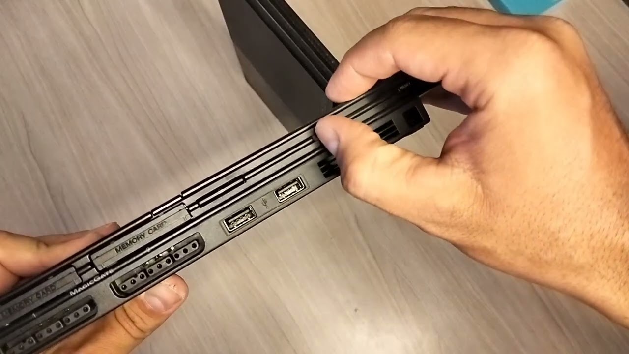 PlayStation 2 slim e Super Slim - Diferenças e curiosidades 
