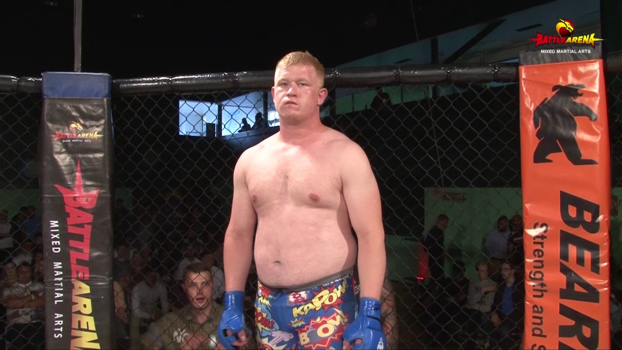 Eskild Magnussen vs Konrad Dziczek - Brawler vs Prospect