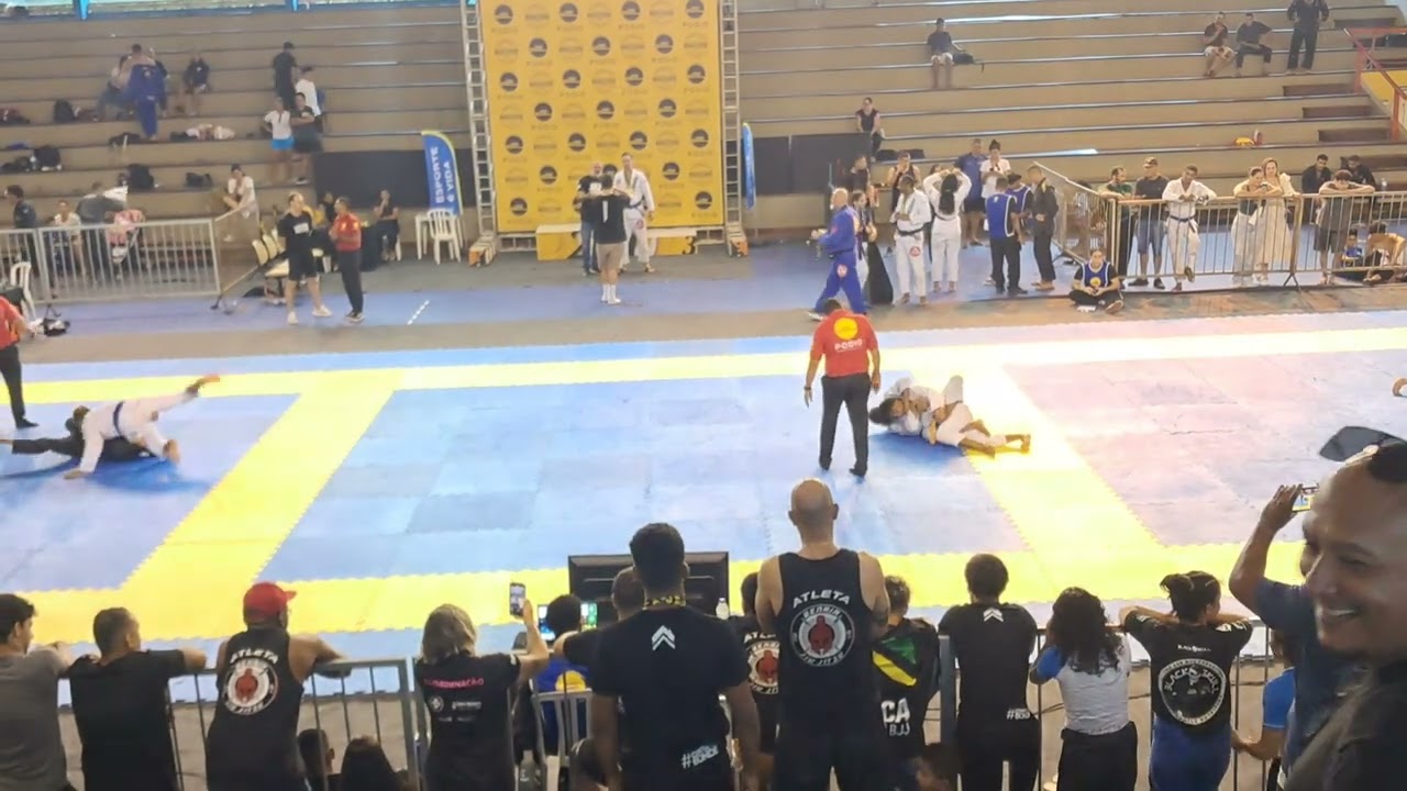 Isac dos Anjos lutando a Copa Pódio 2025 em Brasília
