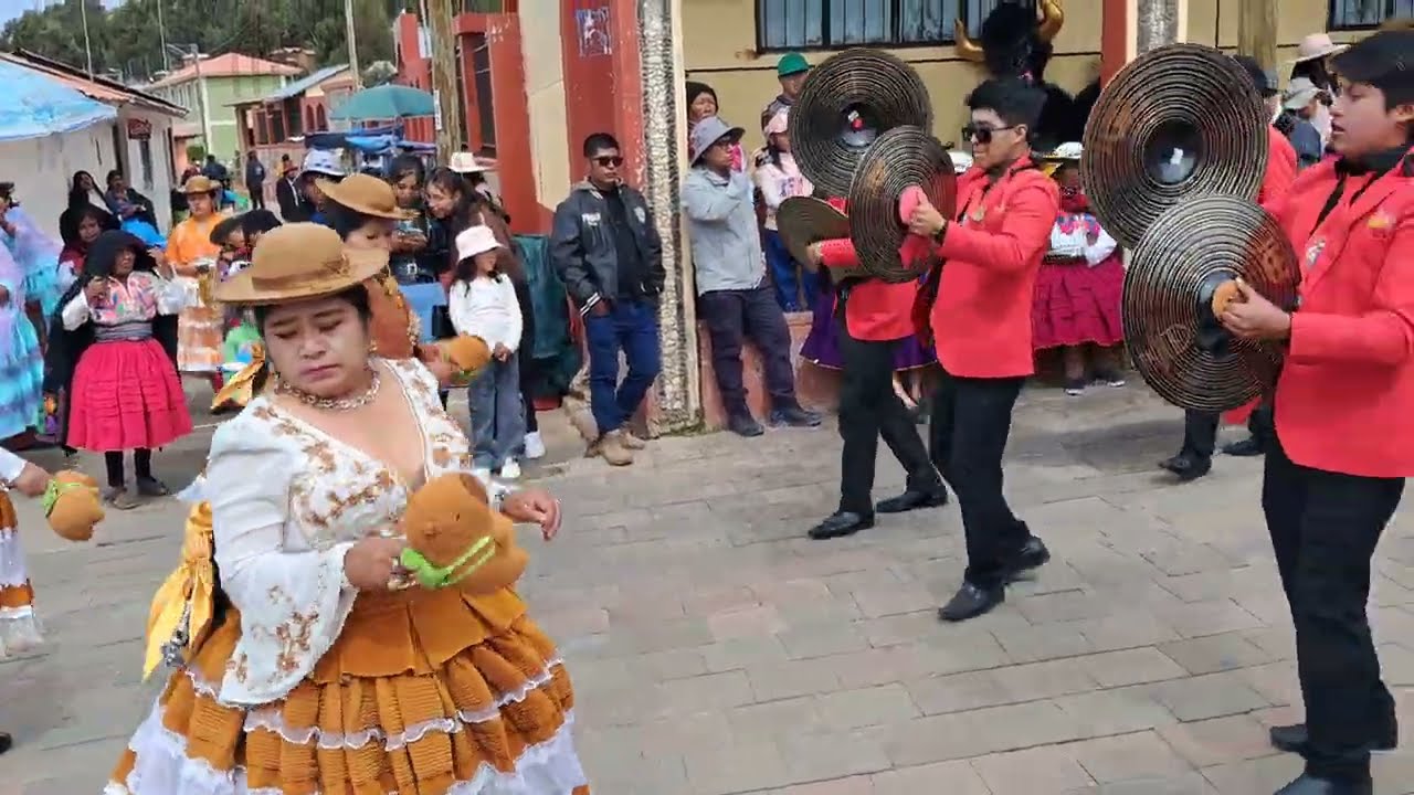Virgen De La Candelaria Amantani 2026 Pasacalle de la Comunidad de Colquecachi 