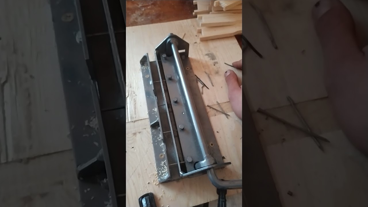 дырокол пасечный на пять отверстий.