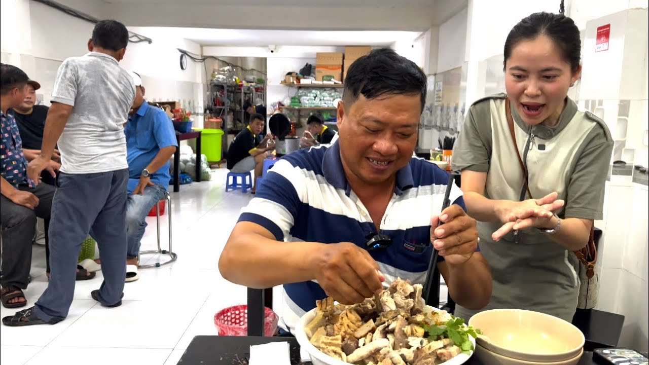 Thử Thách Ăn Tô Bún Sứa Khổng Lồ Nhận Thưởng 2.300.000đ