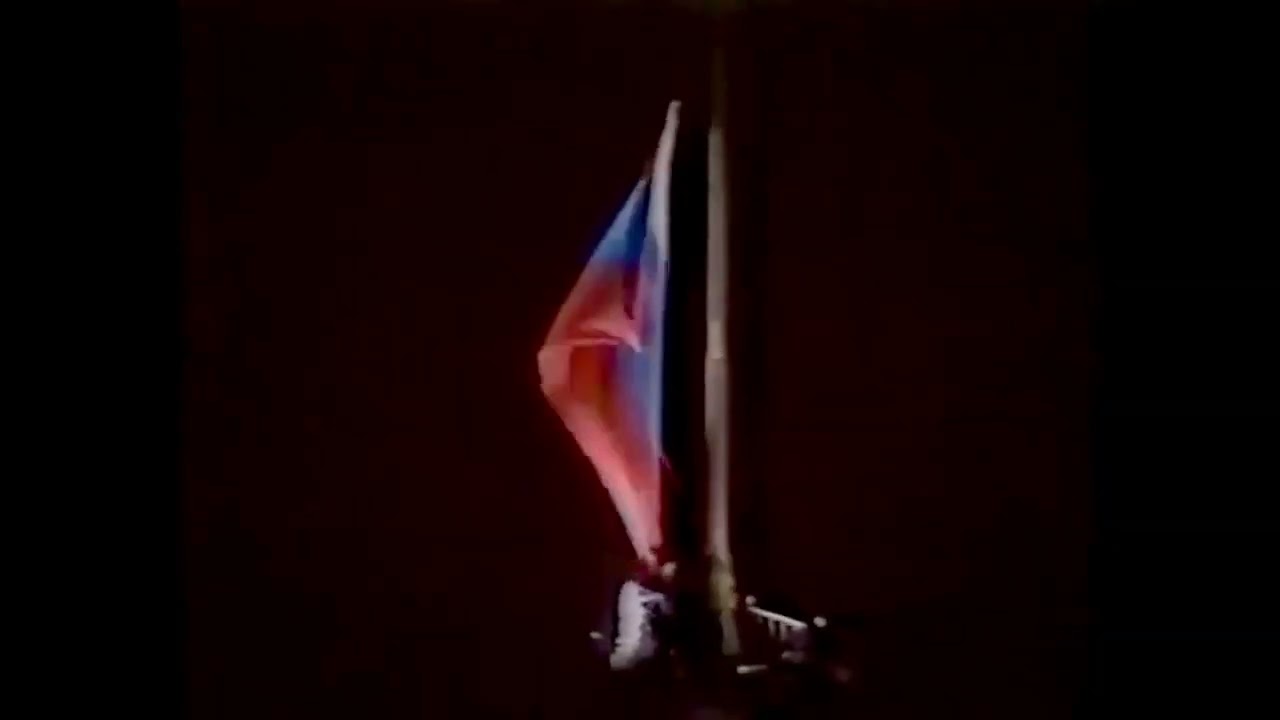 USSR 1991 Flag lowered collapse (REMASTERED)