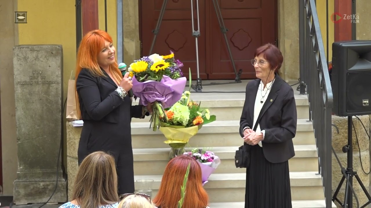 LII Międzynarodowy Festiwal Sztuki Wł&oacute;kna: &bdquo;Uroki Wojkowa z widokiem na Śnieżkę&rdquo; i &bdquo;Swobodny dialog&rdquo;