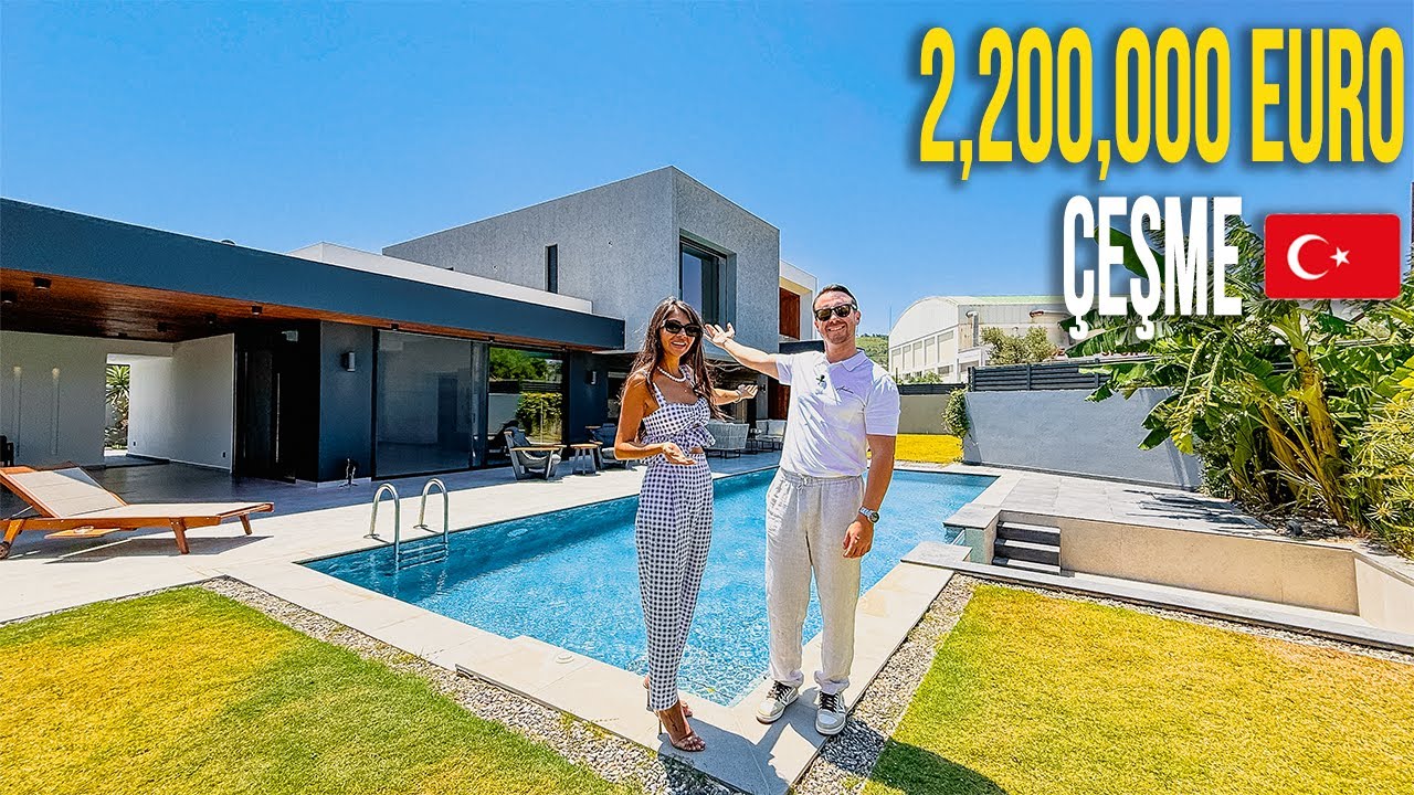 Çeşme'de 2,200,000 Euro'luk Marbella Mimarisinde Villa Turu!