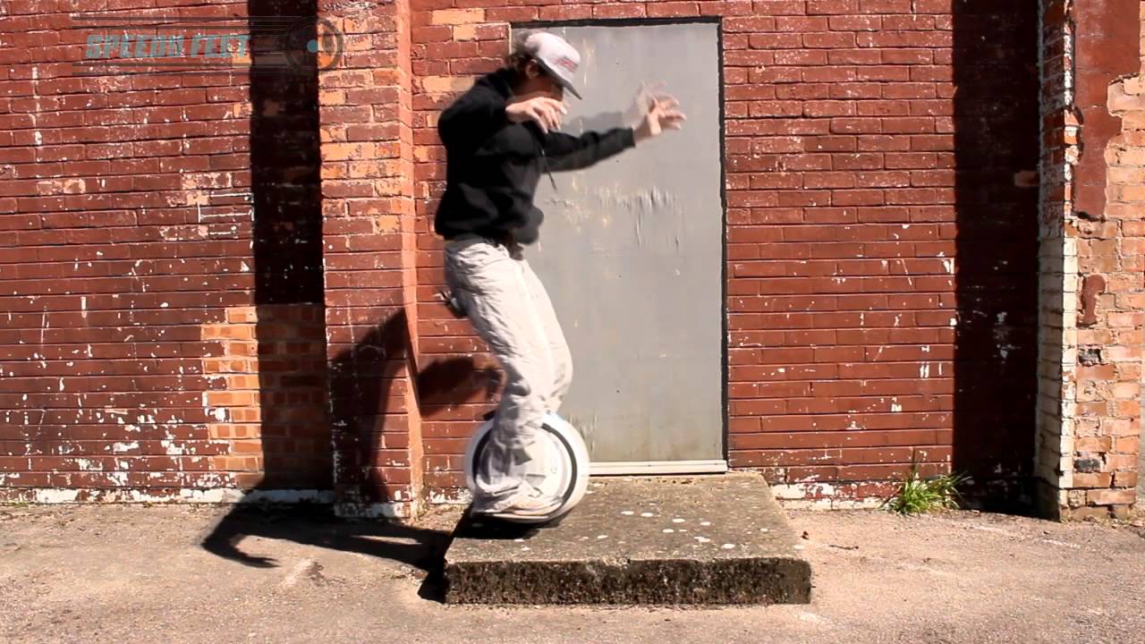 #7 60 Second Shorts - Ninebot ONE - How to Jump