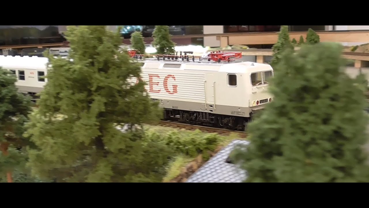 Roco 43996 BR 143 AEG digitalisieren