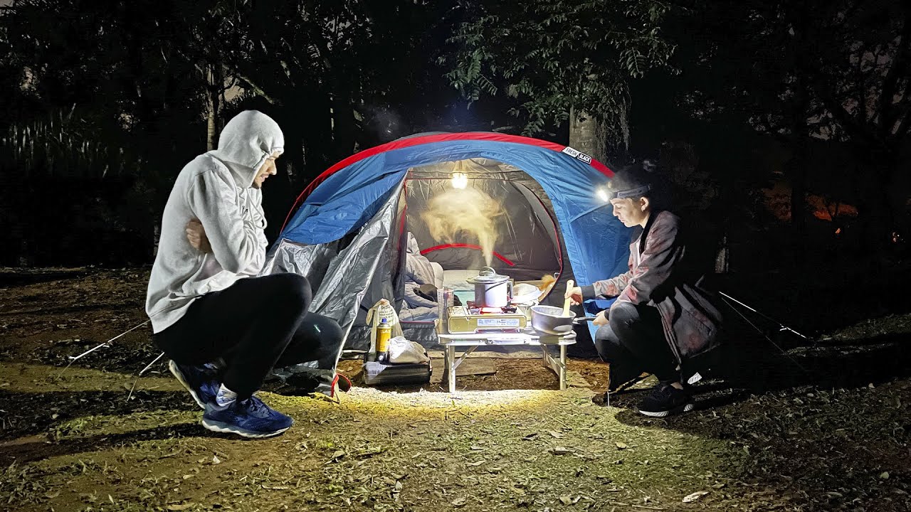 ACAMPAMOS NO MEIO DO MATO NA CAPITAL MAIS FRIA DO BRASIL!!