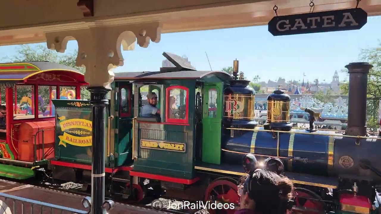 1/7/26 Pre: The Disneyland Railroad: Fred Gurley 3 arrives at Main Street Station-1