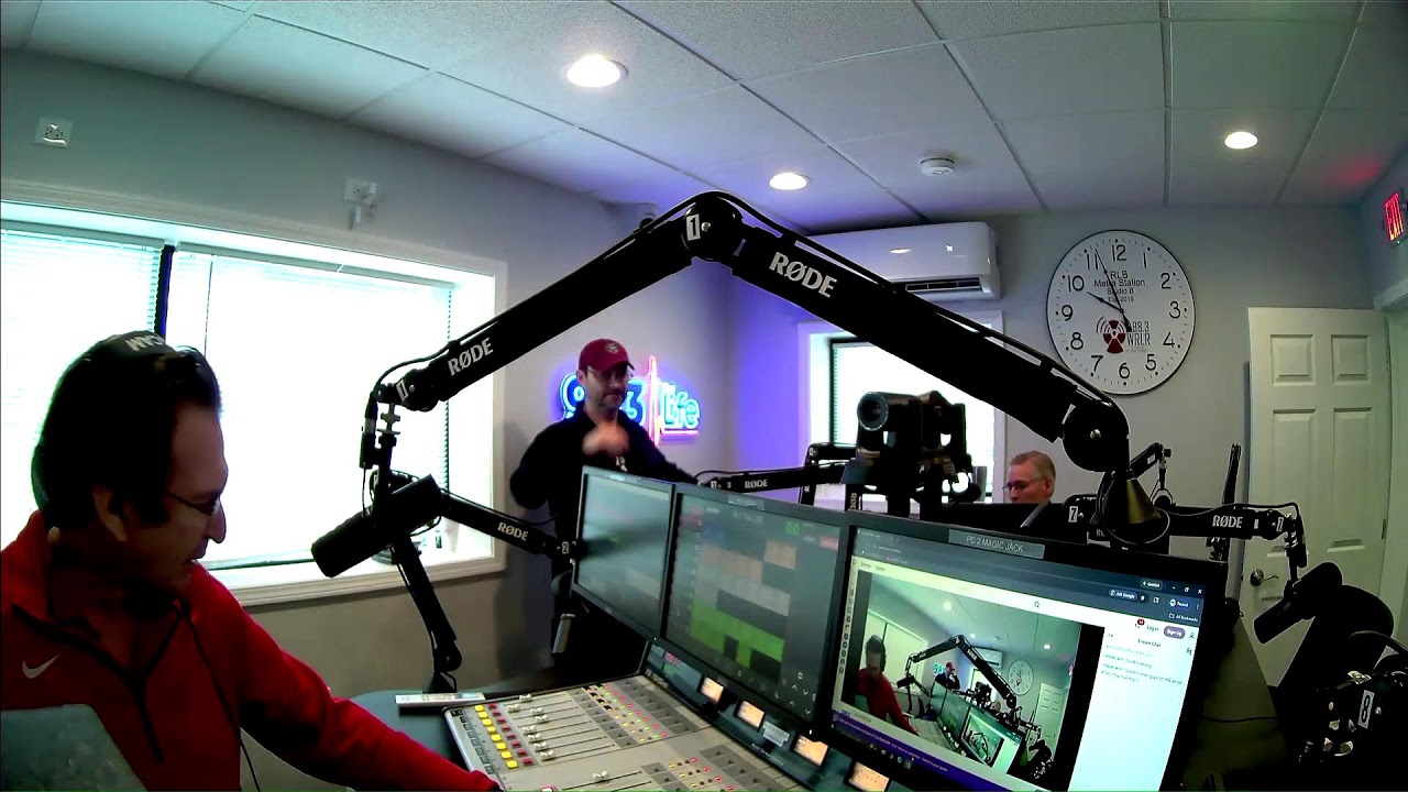 98.3FM The Life. SportsCorner