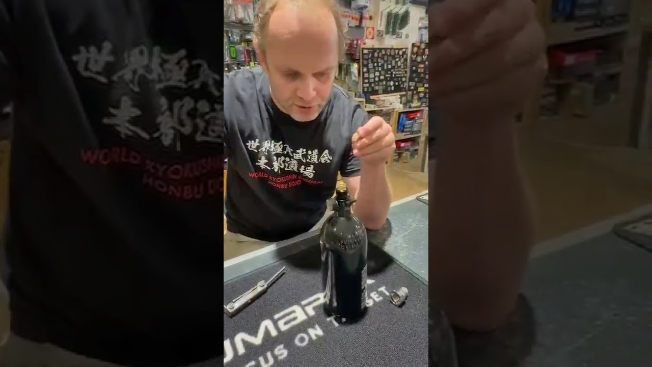 Changement du joint interne de 14mm sur une bouteille 0.8l 3000 PSI