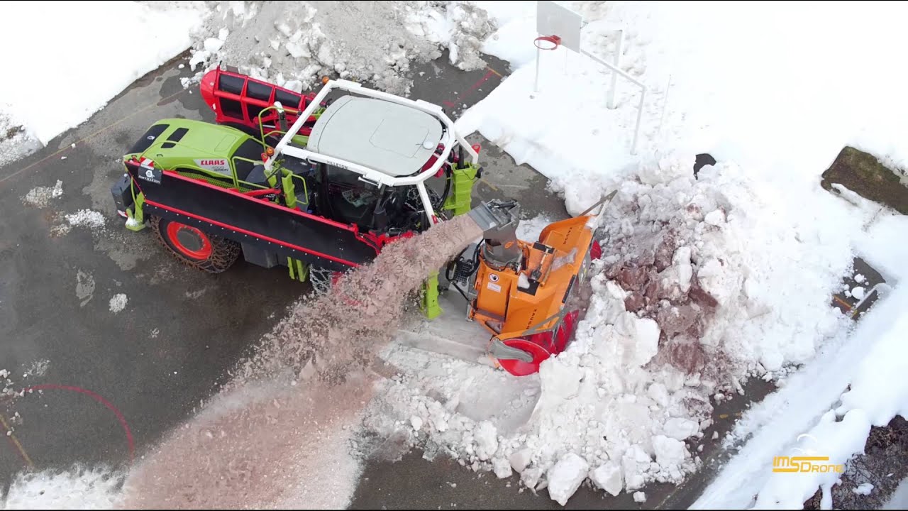 Testing the new Ecod&eacute;neige snow melter in northern Alpes