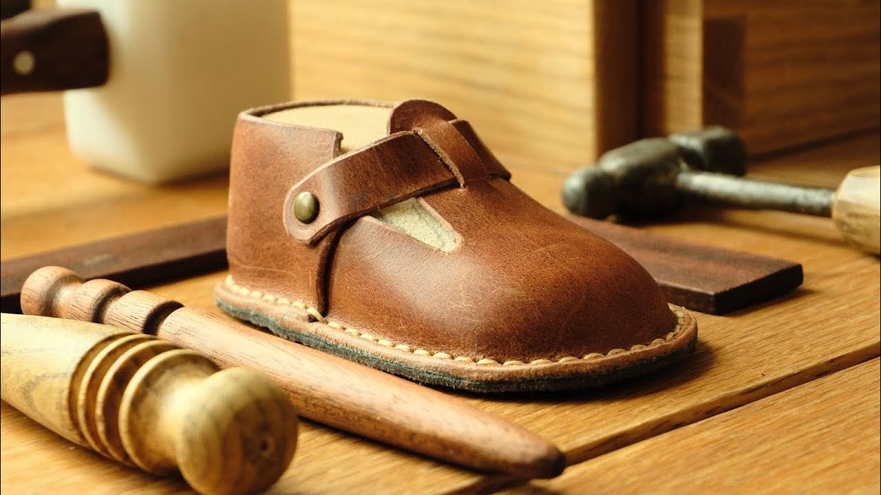 El Yapımı Deri  Bebek Ayakkabısı Yapımı // Making a Leather Baby Shops