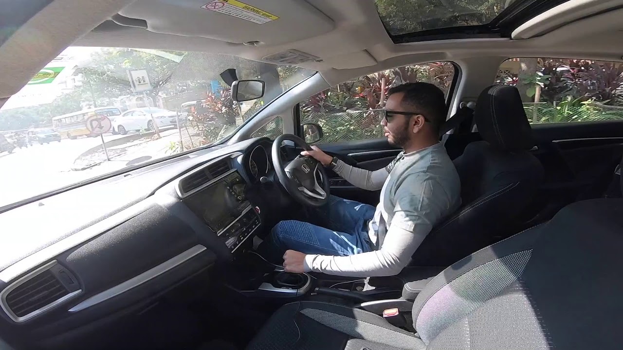 Honda WR-V Diesel Review - Fuel Efficient Crossover (Hindi + English)