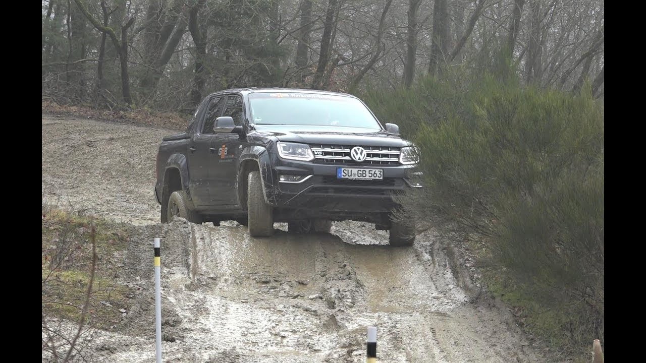 VW Amarok V6 TDI- Spielen im Dreck 26.01.2020