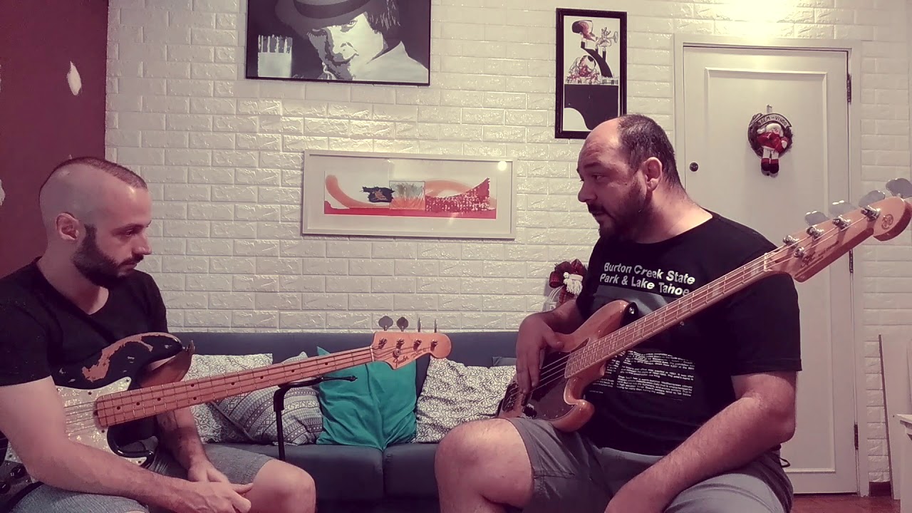 JAZZ BASS - FENDER VERSUS SX