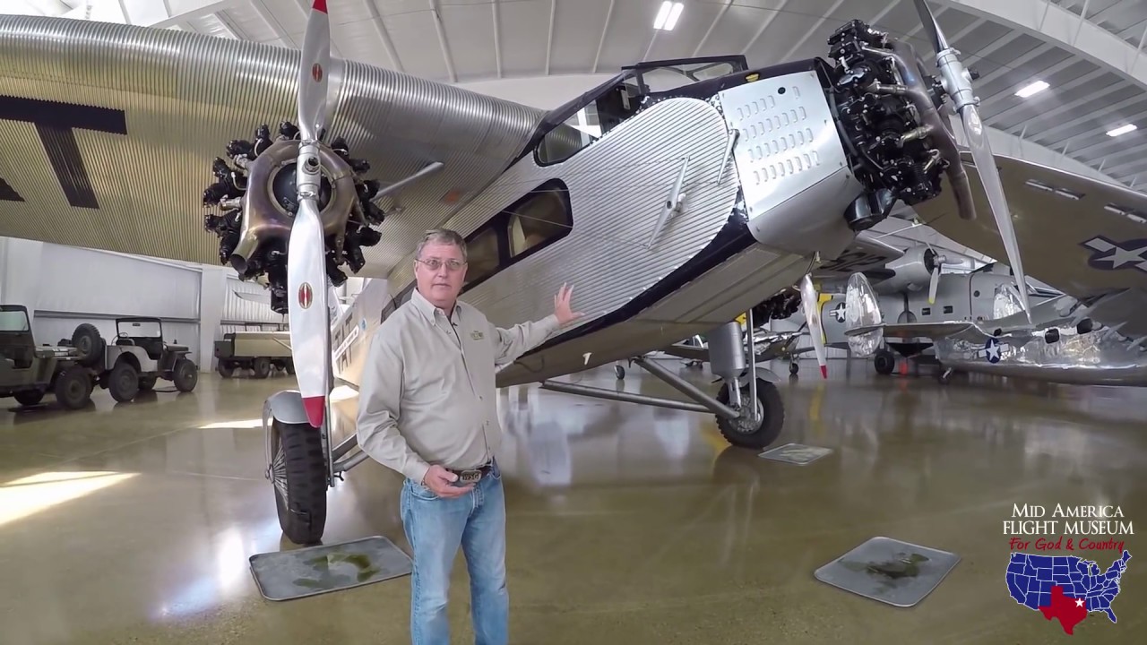 Экскурсия по трехмоторному музею Ford Mid America Flight Museum
