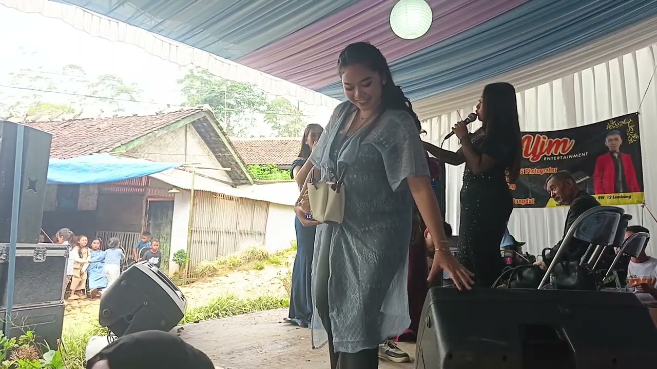 Gerong Sarua jeng bohong