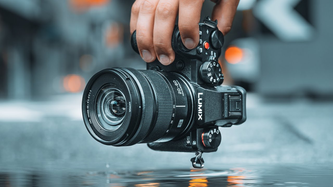 Epic RAINY Street Photography POV with the Lumix S5