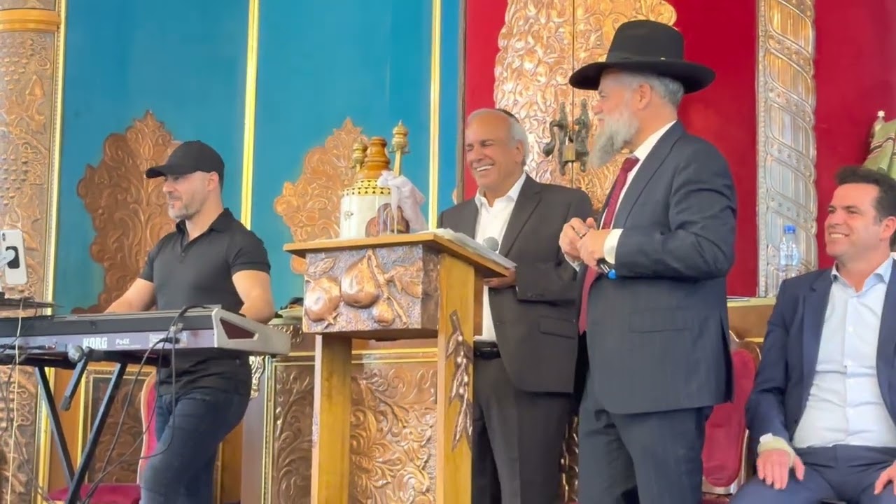 יחיאל נהרי ור׳ יגאל קריספל פתיחה חיג׳אז ו ברכה תשימה. נא שים עלי.