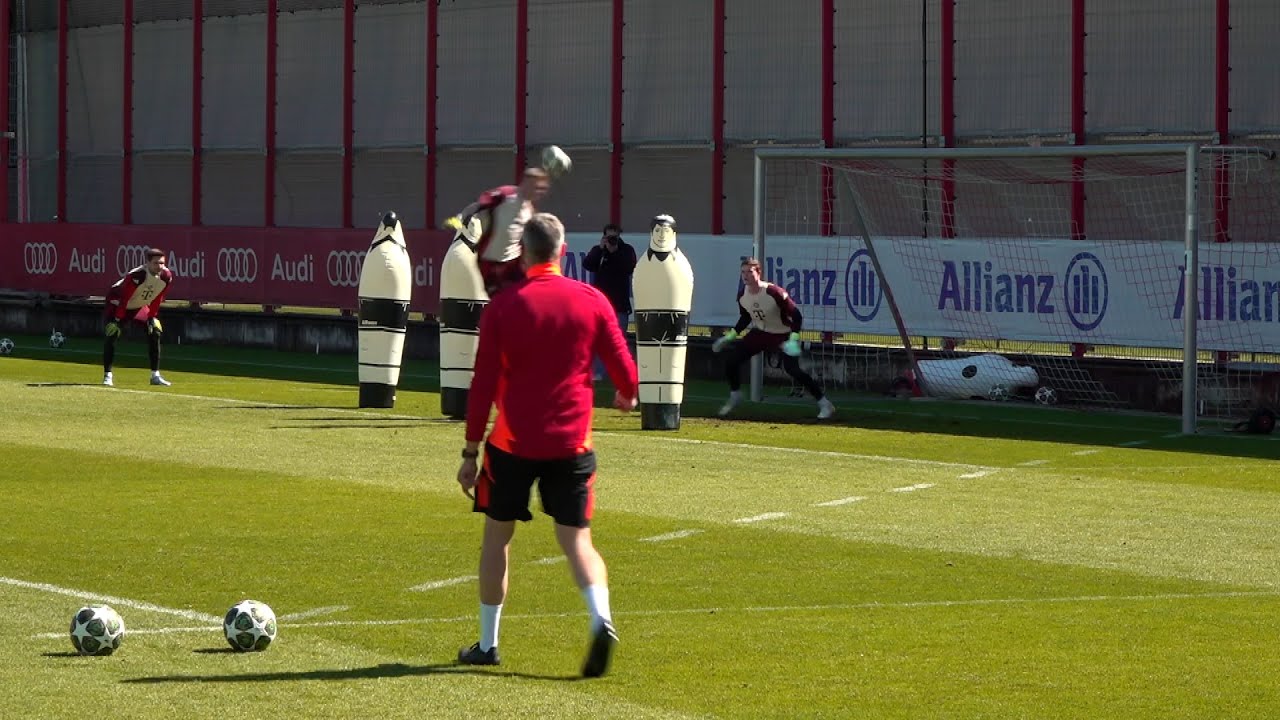 Die Bayern-Torhüter um Jonas Urbig in der Vorbereitung für CL-Viertelfinale gegen Inter Mailand