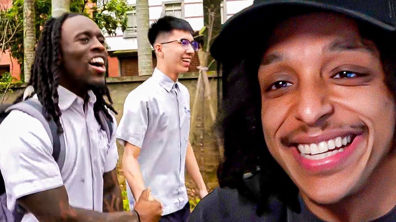 Kai Returns To School With Ray in Taiwan! 😂