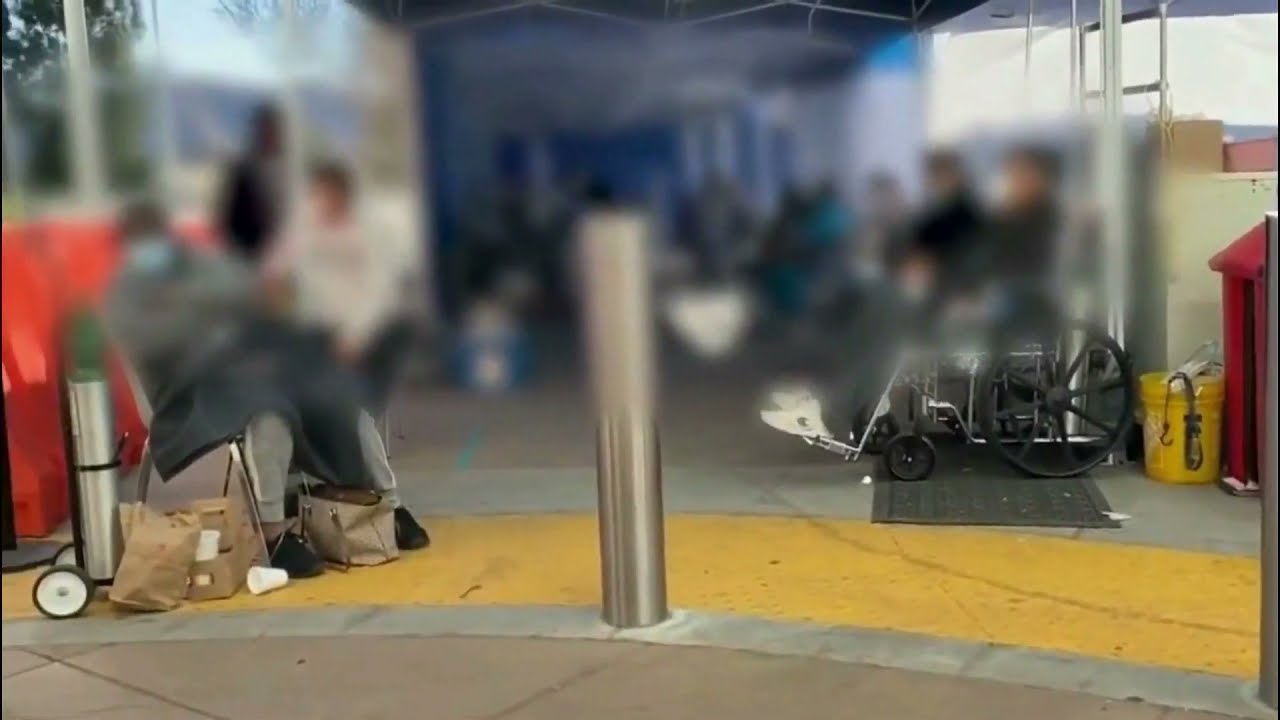 Kaiser Permanente in Los Angeles with COVID-19 patients 12/23/20
