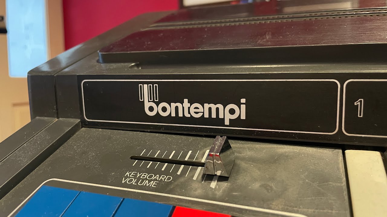 Is this cheap organ a string synth in disguise?