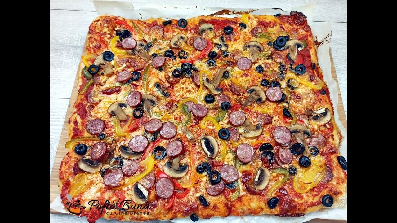 Pizza cu de toate si blat pufos, reteta romaneasca, mai buna decat la pizzerie