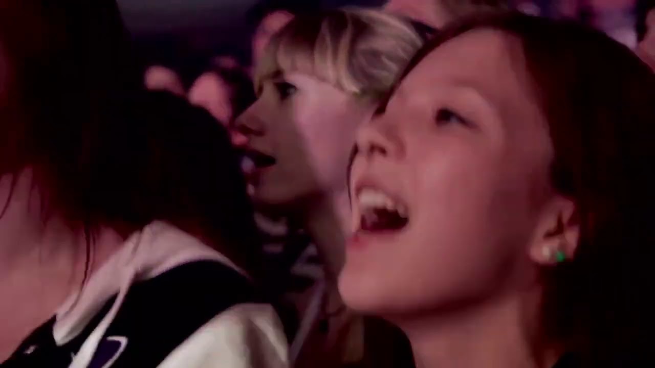 Jennifer Rostock feat Jupiter Jones   Insekten Im Eis Live in Berlin