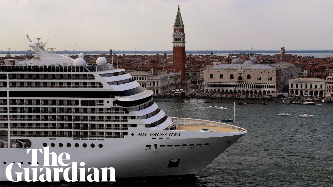 Hundreds protest against return of giant cruise ships to Venice