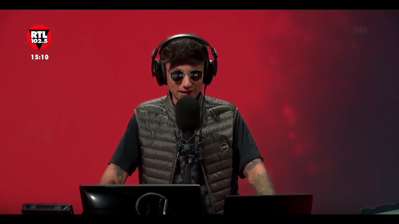 Guarda l'Intervista a Ultimo negli studi di RTL 102.5
