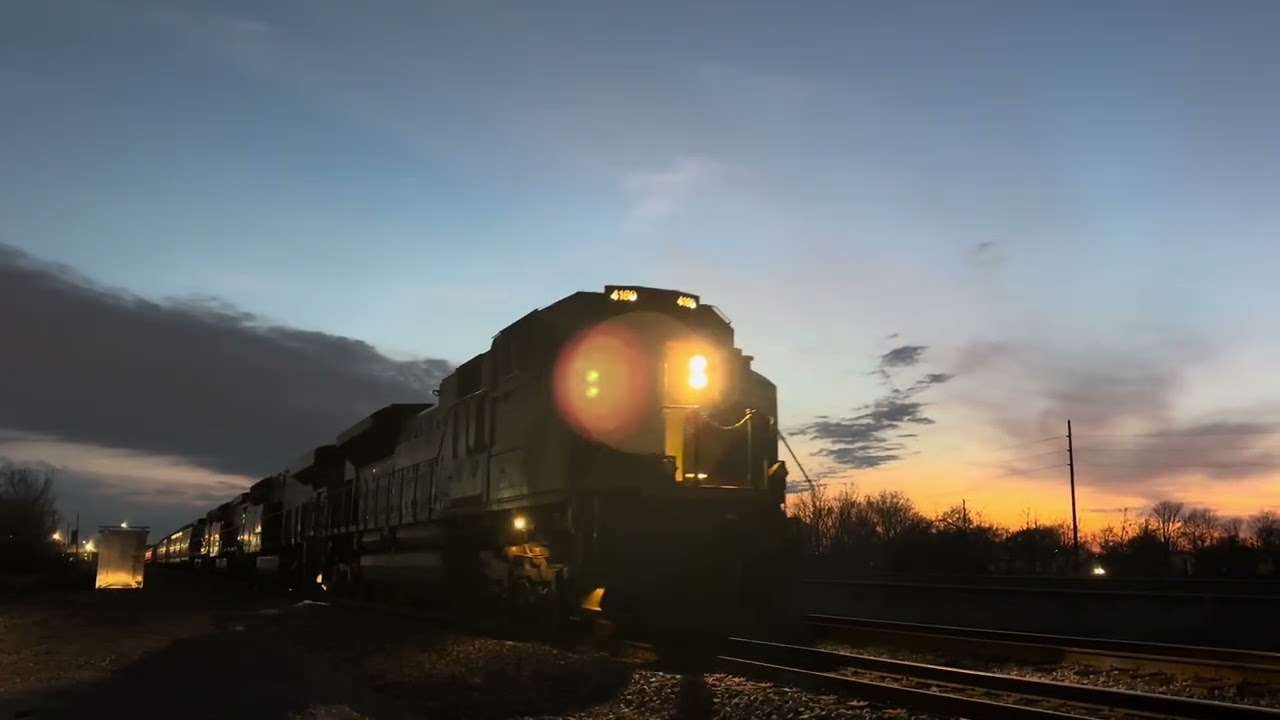 Golden swoosh at St.Louis MO EPS:5