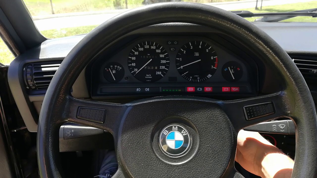 1989 BMW E30 316i