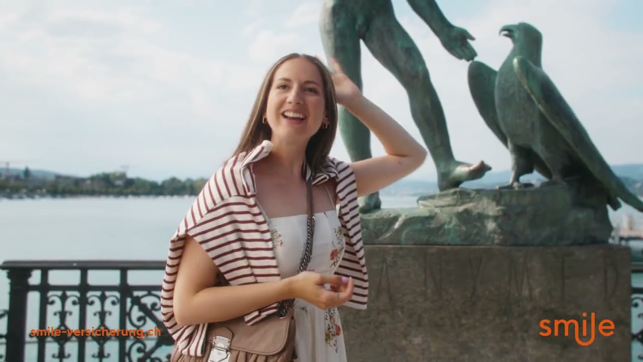 Smile: Ana&iuml;s als Touristin