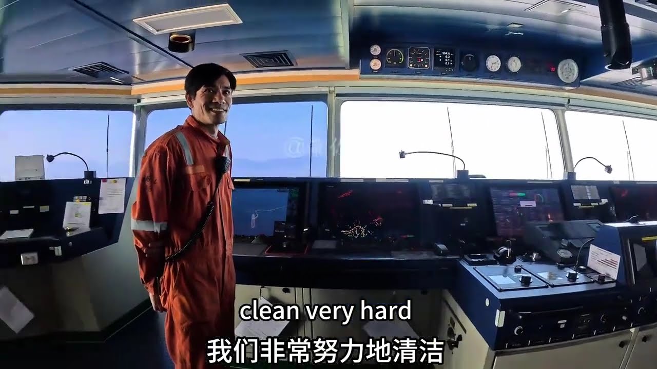 引航现代商船400米“现代斯德哥尔摩”超大型集装箱出港 #真实生活分享计划 现代斯德哥尔摩”（HMM Stockholm）是现代商船（HMM）旗下的一艘超大型集装箱船。“Stock……版本过低