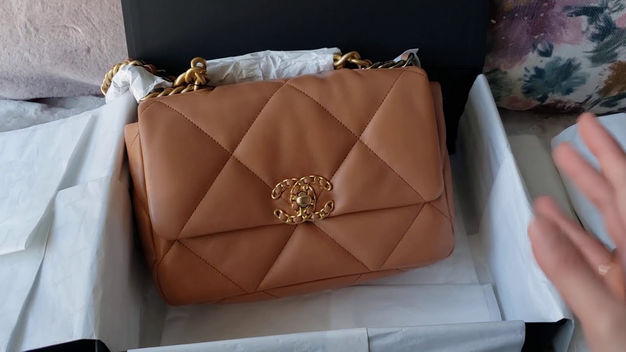 CHANEL UNBOXING - CHANEL 19 CARAMEL / BROWN 21P