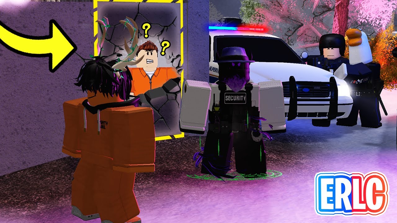 PRISON GUARD HELPS PRISONER ESCAPE JAIL! - ERLC Roblox Liberty County
