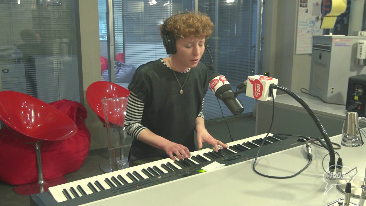 «Что то хорошее», Алина Орлова, Голуби