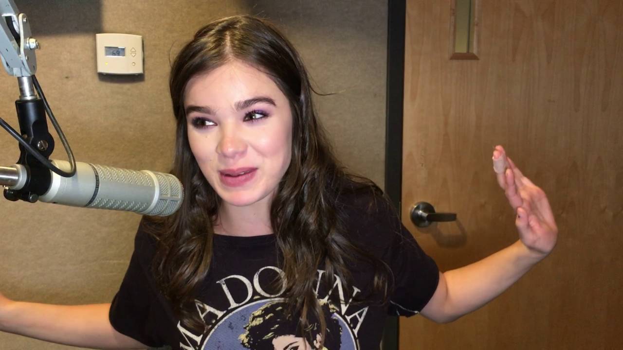 Hailee Steinfeld Interview @ 931theParty