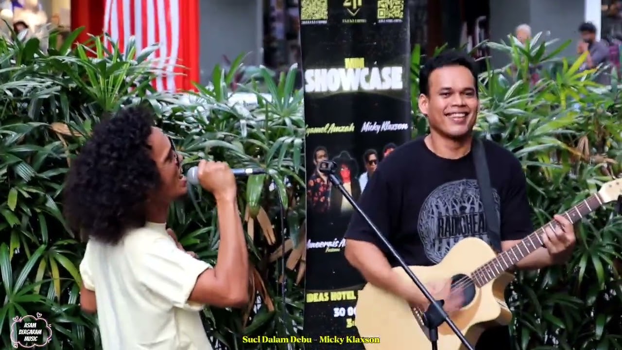 Gempar di Sogo vocal mirip Salim Iklim ..Suci Dalam Debu - Micky Klaxson ft Bob Sentuhan