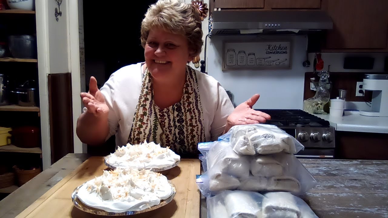 The Best Homemade Beef, Bean & Rice Burritos | Grandma's Old Fashioned Coconut Cream Pie | YUM!!