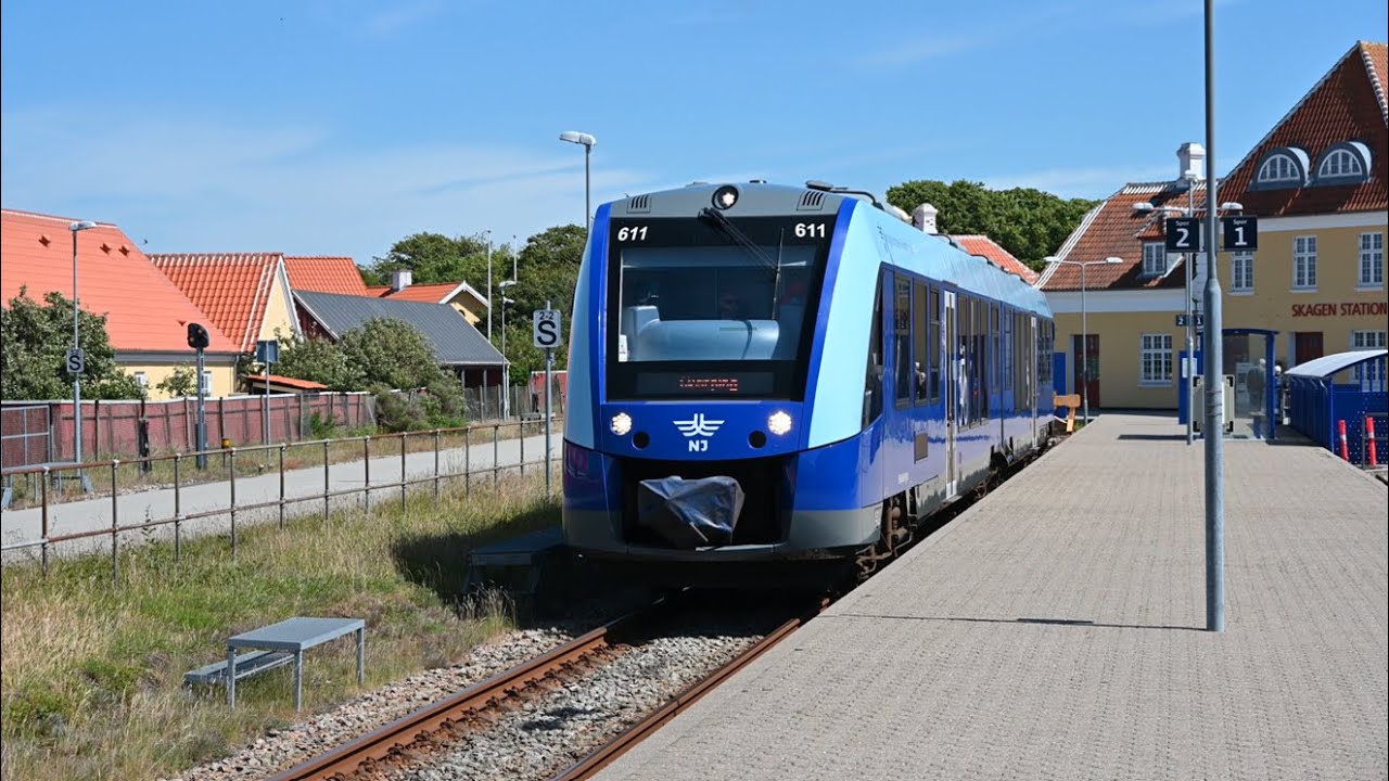 🇩🇰 🚆Triebwagen Lint 648 NJ 611 f&auml;hrt los Skagen Station in Richtung Sk&oslash;rping St. / 4K