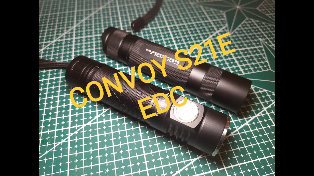 Latarka Convoy S21E jako EDC