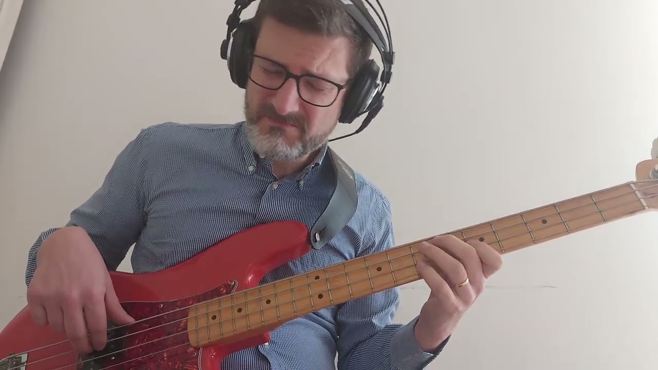 Ray Barretto - Indestructible (bass cover)