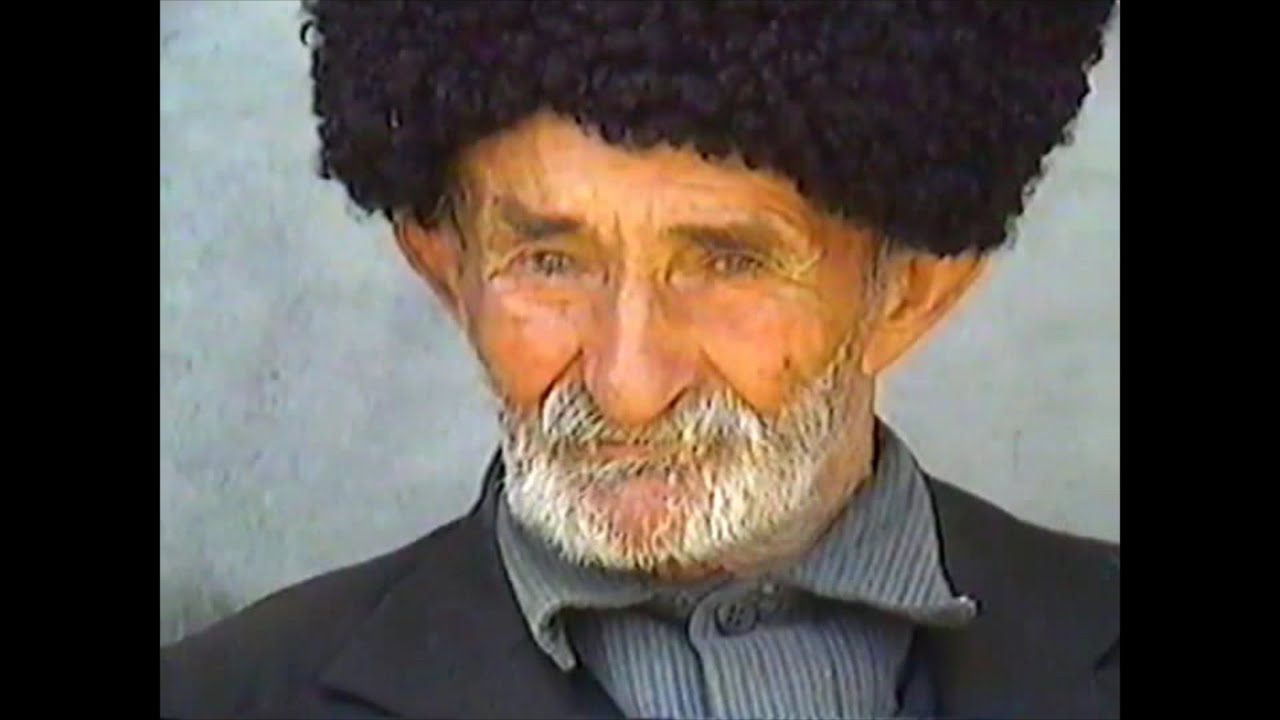 Kənd toyunda həvəskar çəkiliş. 29-il öncə/köhnə lentdən.