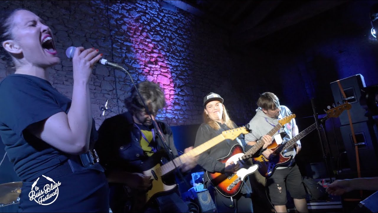 Noa & The Hell Drinkers meet Minnie Marks 