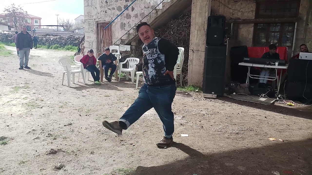 Talat Taşkesen & NİĞDE YAKACIK KÖYÜ OYUN HAVALARI